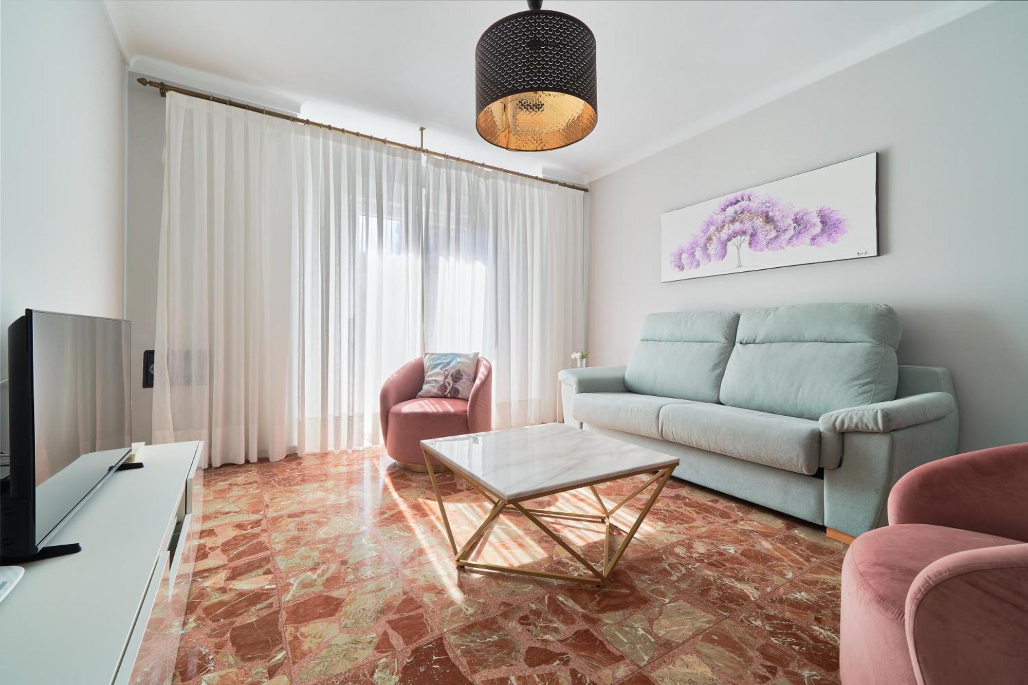 Sun-Kissed Getaway Apartment Malaga Exterior photo